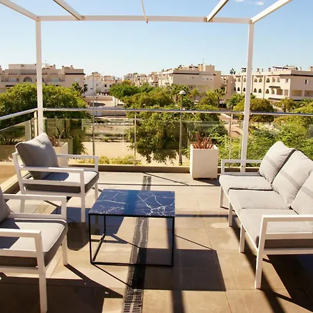 Luxury With Seaview Roof Near The Apartment
